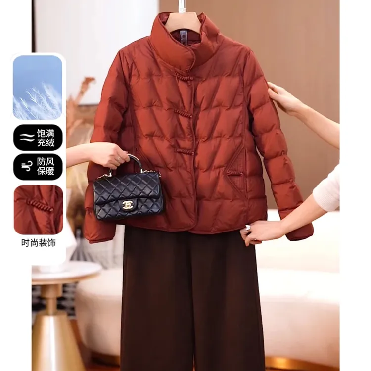 2025新款妈妈冬装羽绒服短款女立领外套40岁中老年人女装洋气加厚