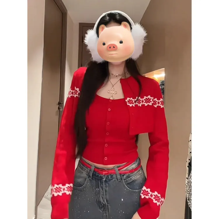 2026超火秋冬装一整套圣诞节红色费尔岛毛衣开衫吊带上衣两件套装