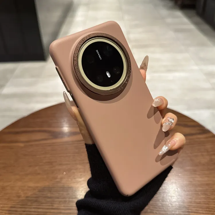 奶茶色适用华为mate70pro+手机壳磨砂肤感简约大孔防摔男女款高档