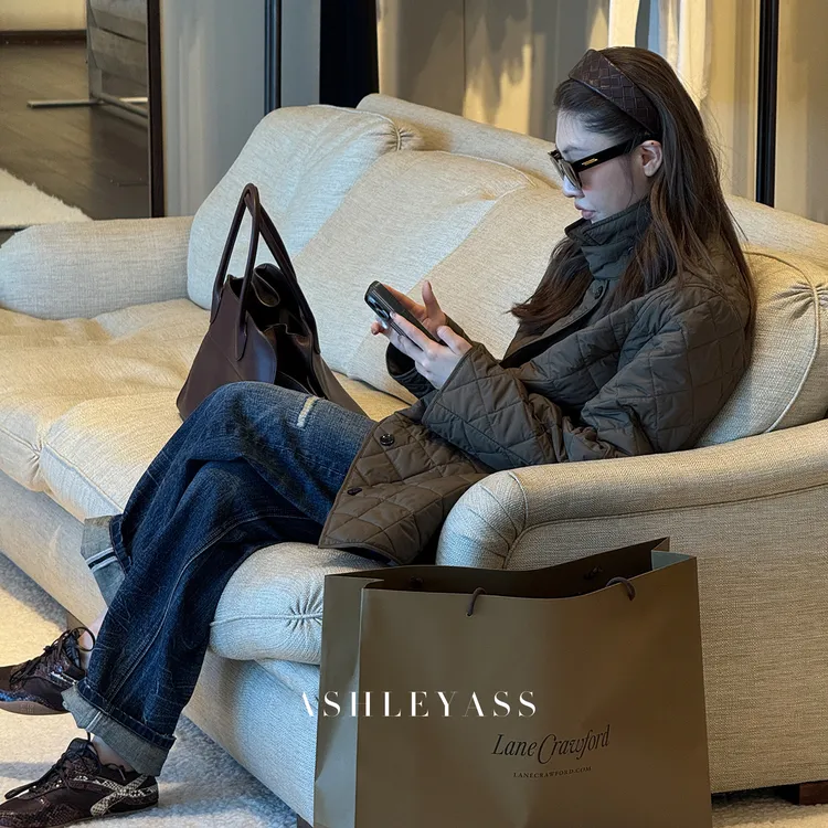 【ASHLEYASS】“格纹绗缝棉服军绿”复古质感立领纽扣外套LSS251568W