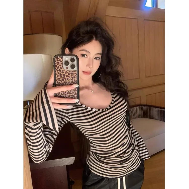 撞色条纹弹力v领长袖T恤女装秋季修身收腰打底衫辣妹显瘦内搭上衣