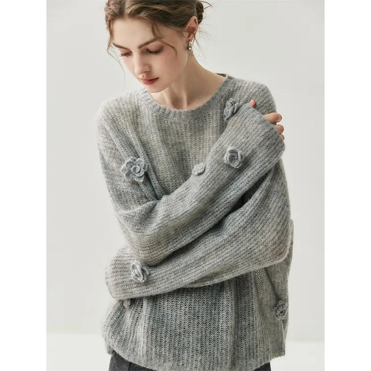 宽松慵懒风羊绒衫女秋冬季落肩袖丝绒打底衫立体花可外穿针织毛衣