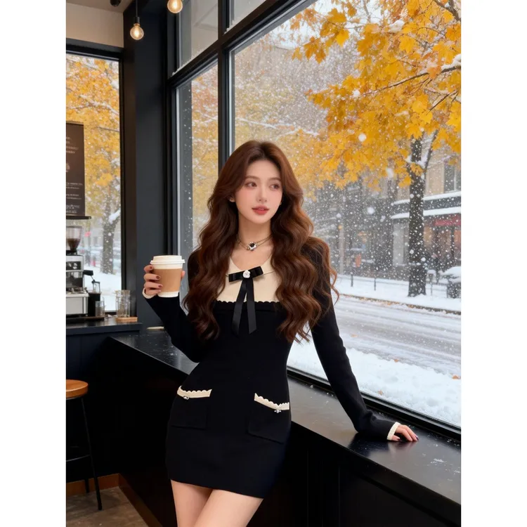 韩国慵懒风蝴蝶结娃娃领针织连衣裙女2025秋冬季高级感显瘦小黑裙