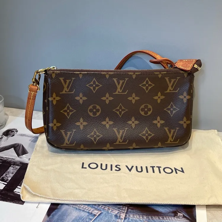 95新 LouisVuitton/路易威登 老花麻将手拎腋下包 22*12