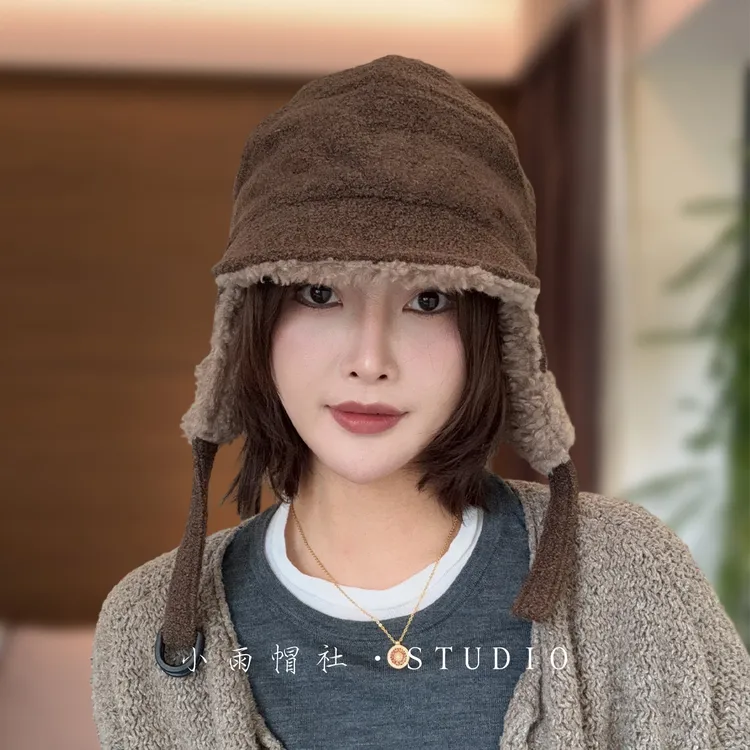 小雨帽社雷锋护耳飞行加绒帽女款秋冬季美拉德咖复古百搭骑行帽子