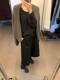 圆领软糯肌理感针织衫