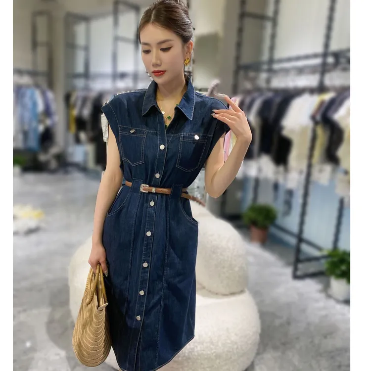 【俊英】港风复古收腰牛仔连衣裙女2025夏新款设计感又酷又飒衬衫裙