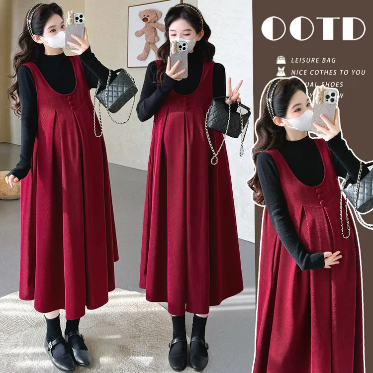 2025孕妇冬季新款针织打底上衣灯芯绒中长款背带裙两件套春秋网红