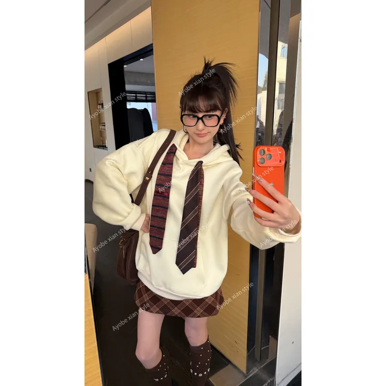 【AYOBE】小贤  复古撞色时髦学院风设计感领带连帽卫衣