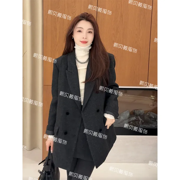 熙贝薇2 秋冬新款羊毛西装羽绒服+羊毛裙裤两件套套装G5891