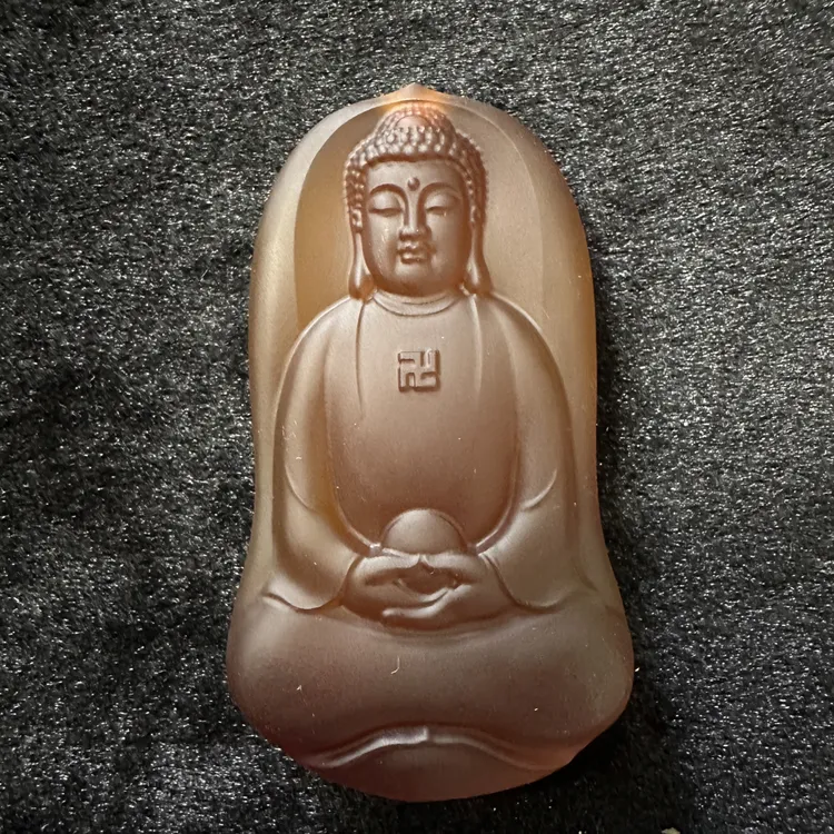 天然玛瑙红色素衣大日如来佛