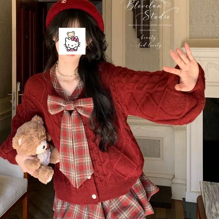 枫糖物语 氛围感蝴蝶结毛衣+磨毛格纹花苞短裙圣诞穿搭