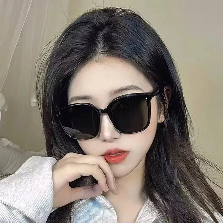 欧货男女同款遮阳墨镜