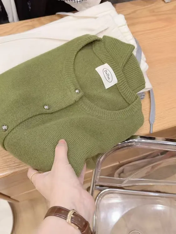 七言家新品！#高货韩叶绿软糯羊羊开衫毛衣-341@