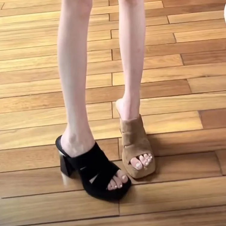 9cm粗跟防水台女2025新款夏气质百搭方头露趾厚底外穿高跟