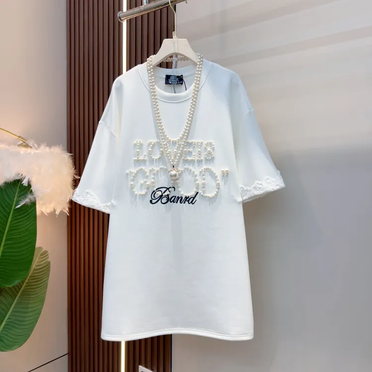 韩系简约大码女装早春新款百搭减龄半袖重工钉珠字母设计感上衣女