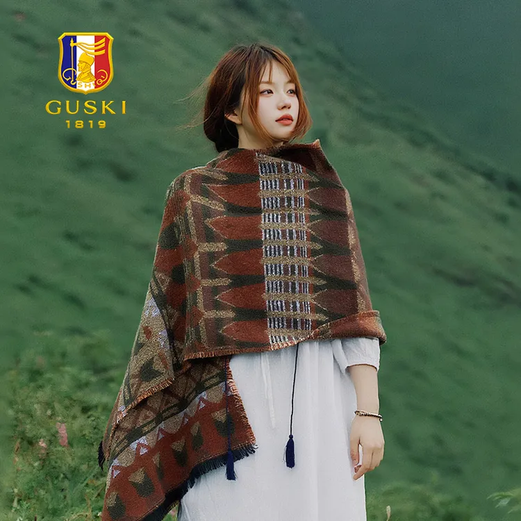 GUSKI 女士围巾时尚百搭民族风女披肩旅游加厚保暖复古秋冬季围脖