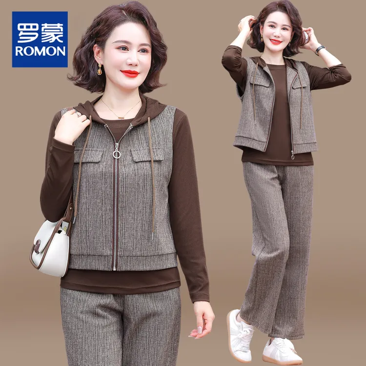 时尚妈妈装秋装套装休闲连帽马甲外套中老年女装春秋上衣服三件套