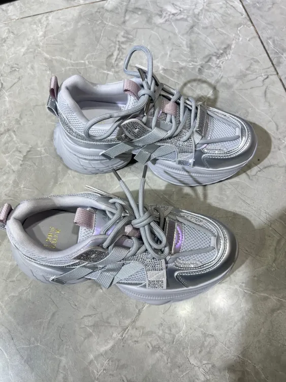 【E米推荐】底运动休闲鞋休闲时尚休闲鞋百搭夏季女士灰色