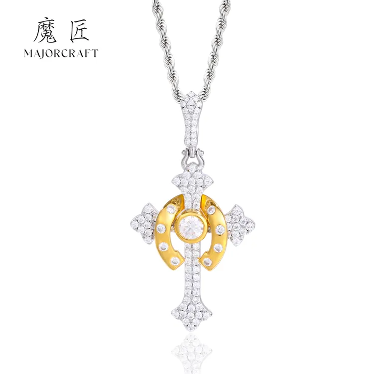 魔匠 吊坠925银莫桑石 马年生肖权杖马蹄扣莫桑钻银吊坠圣诞礼物