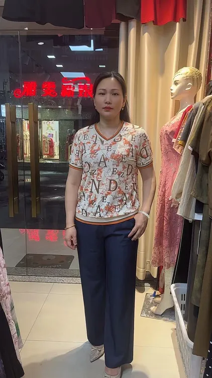 中年妈妈夏季洋气居家短袖T恤上衣