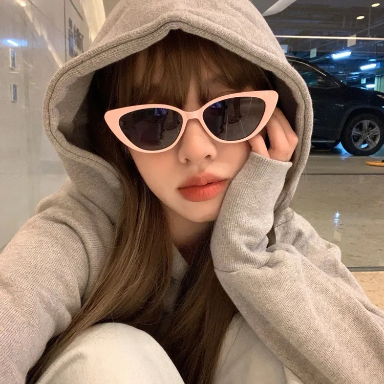 粉色猫眼墨镜女ins高级感新款太阳镜男潮流防晒复古时尚百搭眼镜