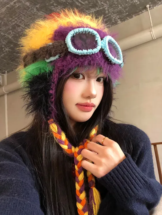檀健次同款彩色毛绒针织护耳帽女秋冬可爱搞怪飞行帽护耳毛线帽子
