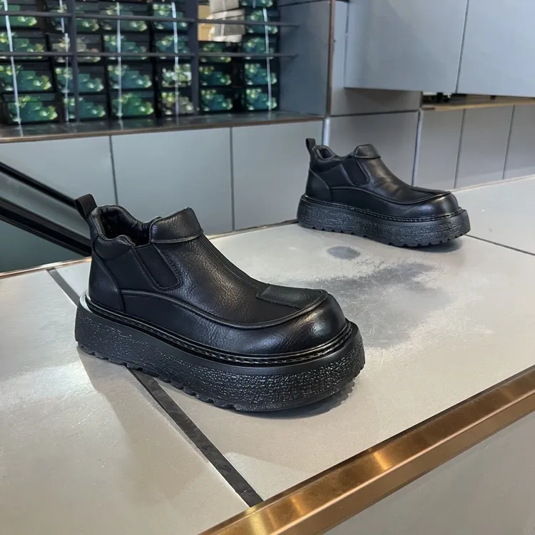 男鞋冬季英伦风厚底增高大头黑色皮鞋运动休闲一脚蹬高帮马丁板鞋