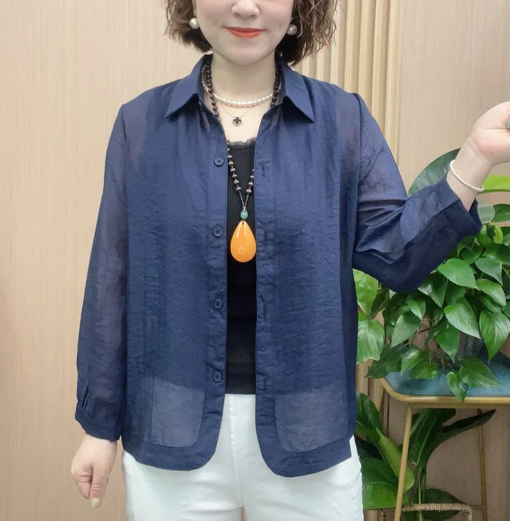 2025新款翻领防晒夏季薄款开衫中老年百搭休闲显瘦单排扣上衣大码