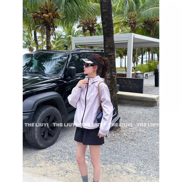 春夏新款韩系连帽冲锋衣外套防紫外线防晒服巨显白小个子紫色上衣