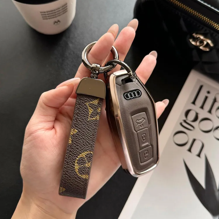 2025款奥迪A5L钥匙套25新款a5l专用2.0T汽车金属全包保护扣壳改装