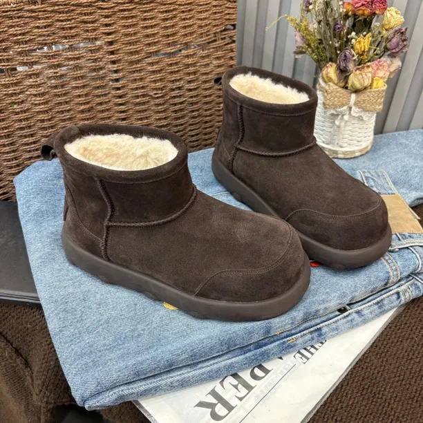 小雨家【韩版】纯色秋冬加绒保暖大棉英伦风洋气百搭防滑圆头雪地靴