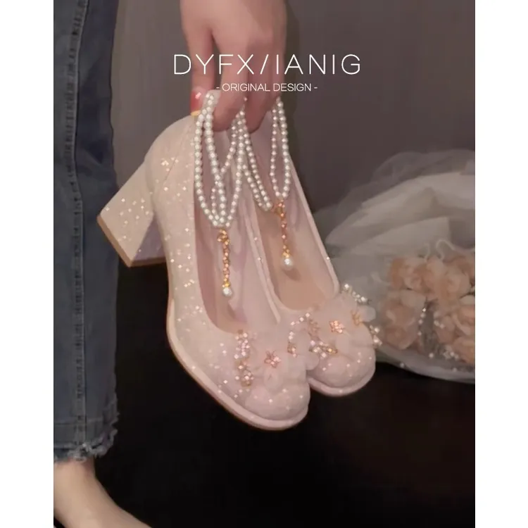 圆头订婚鞋新娘禾秀婚纱两穿公主仙女古风绝美花朵伴娘粗跟高跟鞋