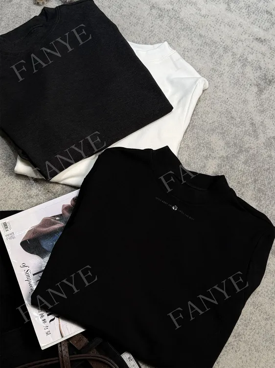 FANYE 2025冬季新款极简风同色字母小标中领长袖打底25395