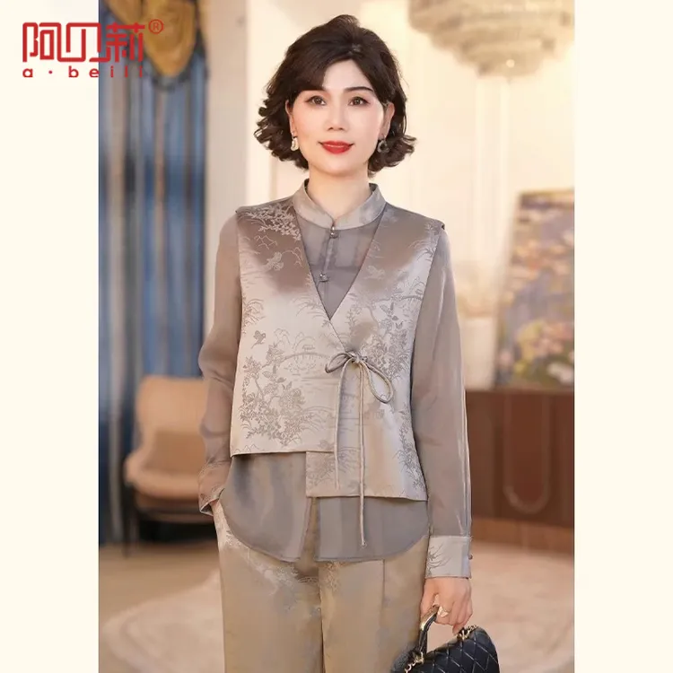 气质妈妈装春季新中式小衫新款中年高档上衣中老年女士假两件长袖