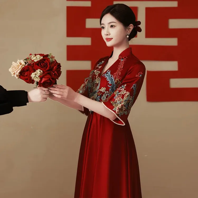 中式敬酒服新娘2025新款夏季孕妇大码胖mm结婚v领秀禾礼服遮肚子