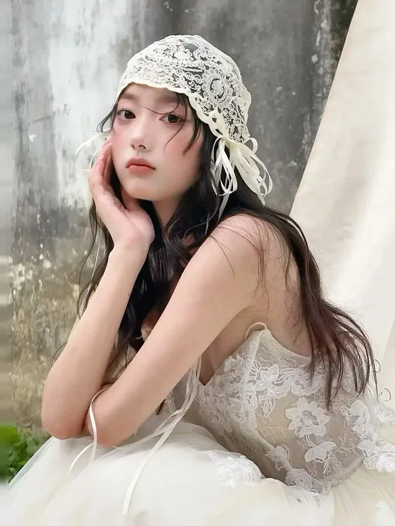 好柿｜474易梦玲同款轻复古蕾丝法帽蝴蝶结飘带高级感发饰