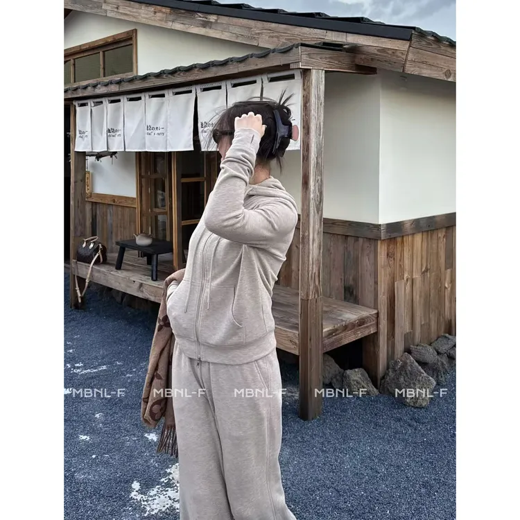 MBNL-F "米兰游记" 德绒竹纤维定纺保暖连帽套装 秦磊XM-XTZ6510