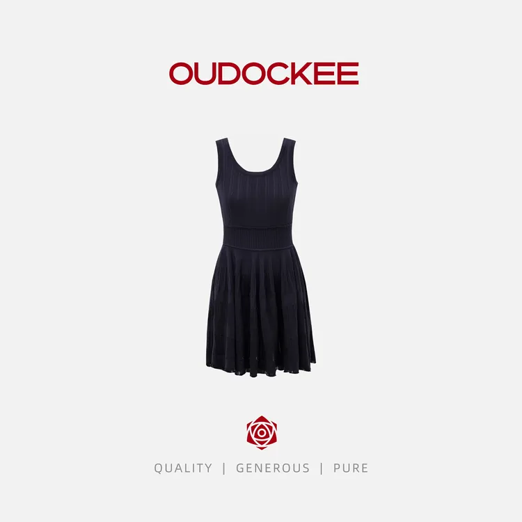 OUDOCKEE 鸥鸥 【莱塞尔】蓝莓裙 藏青收腰百褶连衣裙 L2503F431T