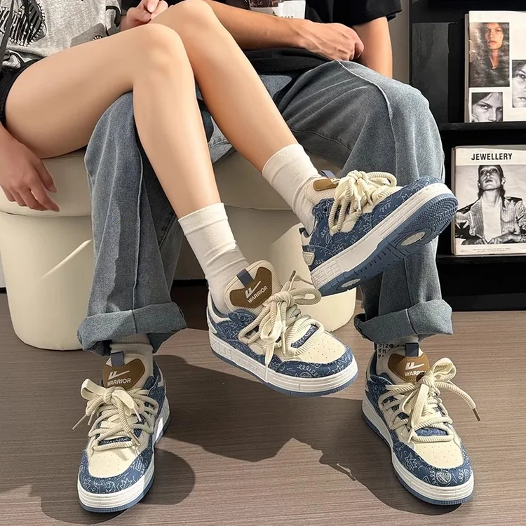 回力情侣鞋2026春秋新款厚底板鞋子男女同款百搭爆款运动休闲鞋男