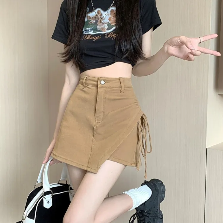 高腰不规则卡其色2025夏季新款抽绳包臀显瘦a字女短裤小个子洋气