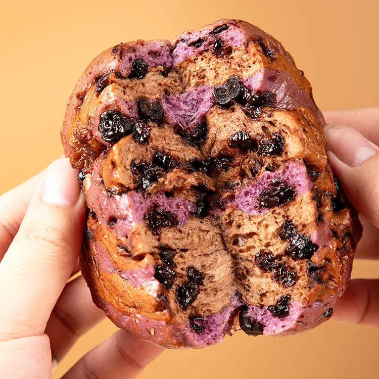 手工全麦欧包黑巧克力全麦欧包早餐面包营养代餐蓝莓黑巧克力面包