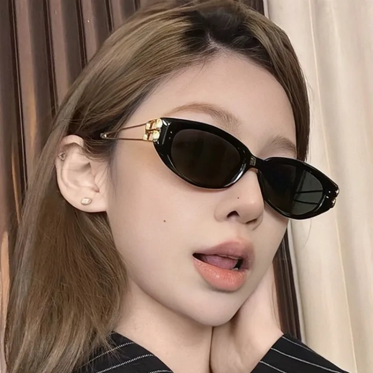 新款轻奢高级感猫眼墨镜女时尚百搭出游太阳眼镜男潮流太阳镜