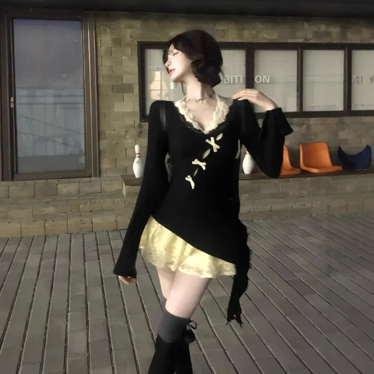 纯欲风辣妹套装女秋冬长袖蝴蝶镂空罩衫蕾丝内搭连衣裙叠穿两件套