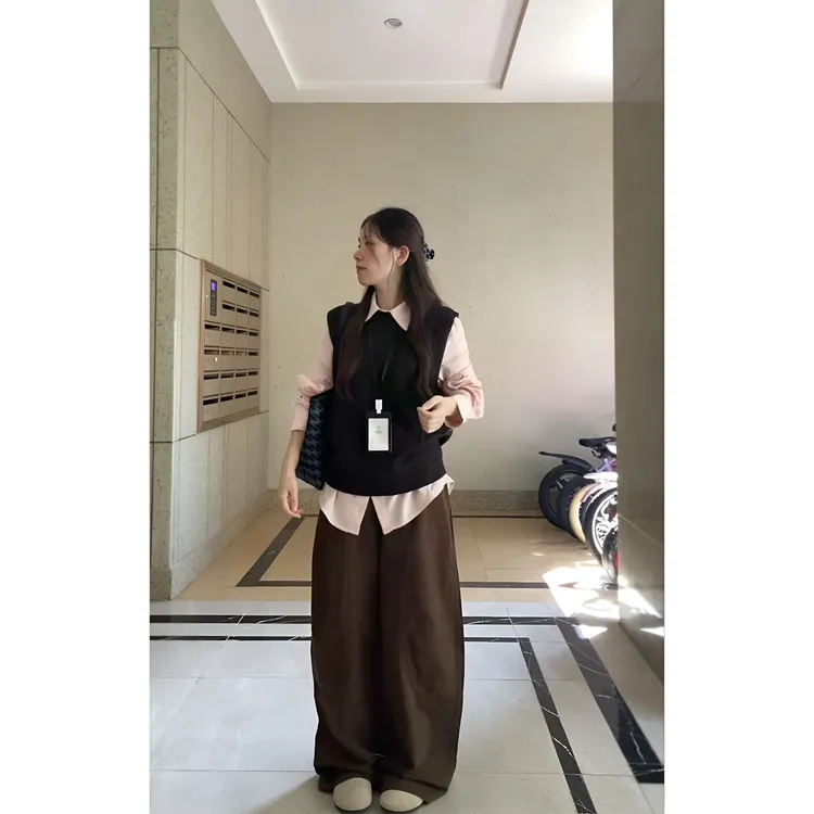 MARIE.COCO韩系美拉德咖色针织马甲叠穿衬衫上衣时尚牛仔裤三件套