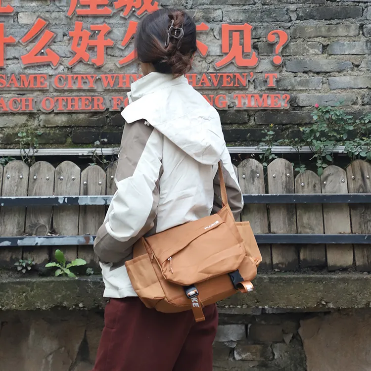 休闲单肩包邮差包单根ins街头工装风时尚男士斜挎单肩包复古潮流