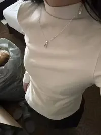 【香姐推荐】【57415】冬季设计款百搭圆领长袖磨毛T恤上衣