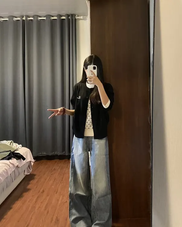 假两件针织开衫女秋冬黑波点拼接圆领软糯毛衣外套设计感撞色上衣