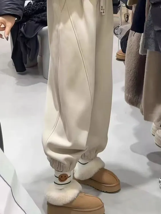 韩系加绒垂感运动束脚卫裤女2025冬季新款百搭抽绳休闲九分灯笼裤