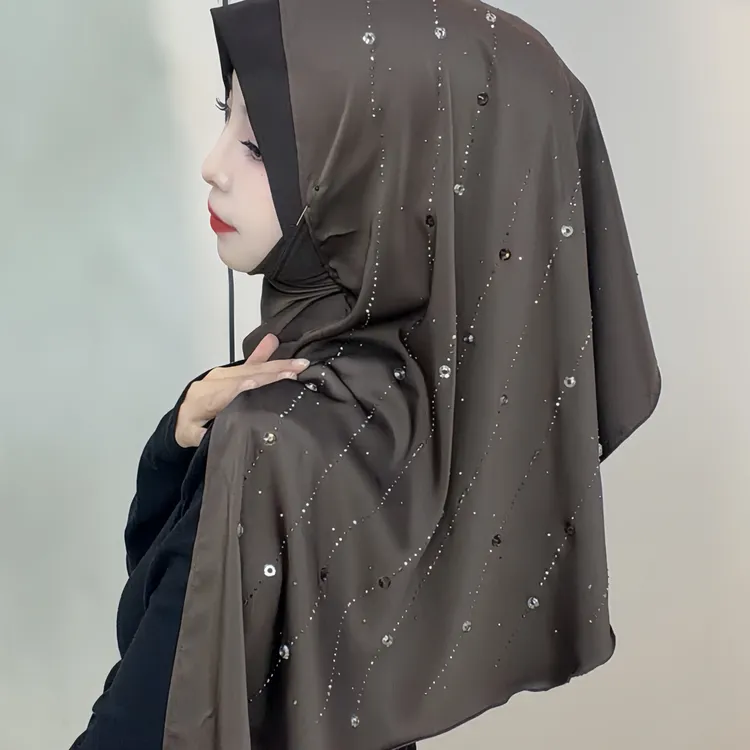 哚哈秋冬新款揉星缎面绕巾（送头花和针）